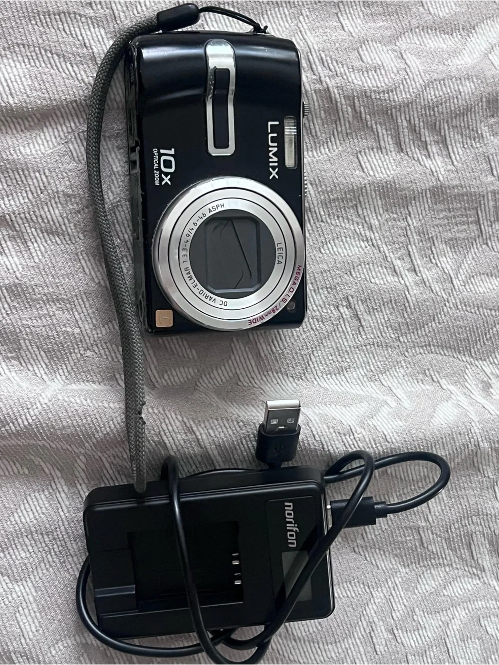 Umi Lumix Black Compact Digital Camera with Silver Lens Trim